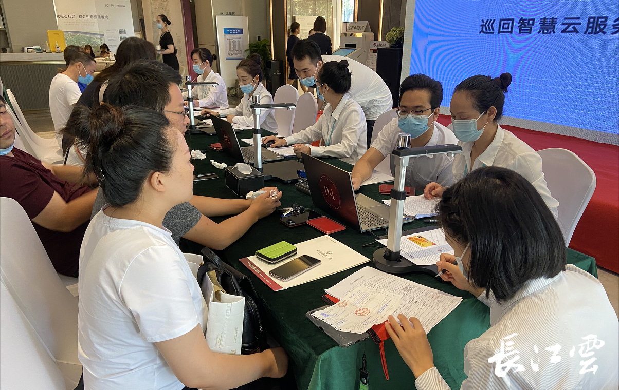 最新公积金24小时咨询电话人工方法分析(最方便真实的迪庆公积金热线电话人工服务时间是多少方法)